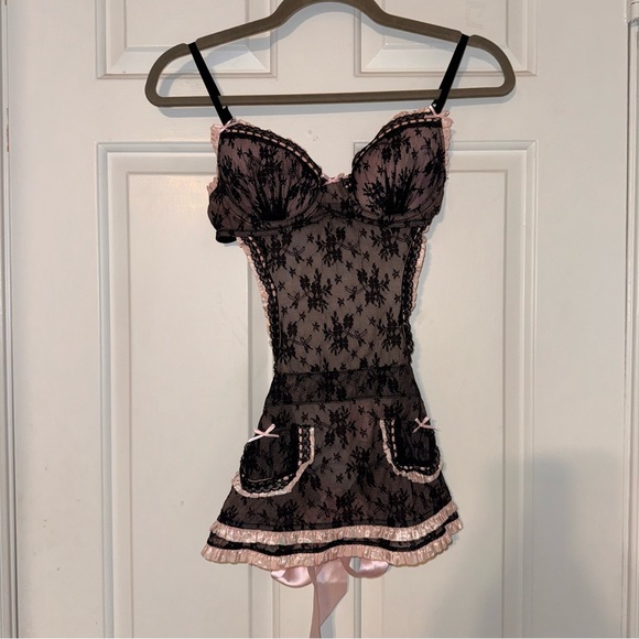 Victoria's Secret Black Pink Lace French Maid Lingerie Apron almost vintage 34B - Picture 3 of 14